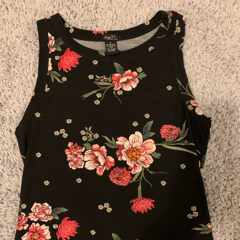 Rue21 Floral Tank Top